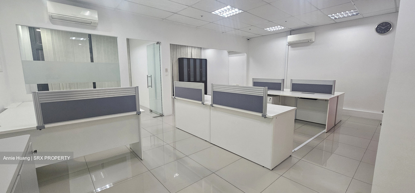 Primz Bizhub (D25), Office #554660831